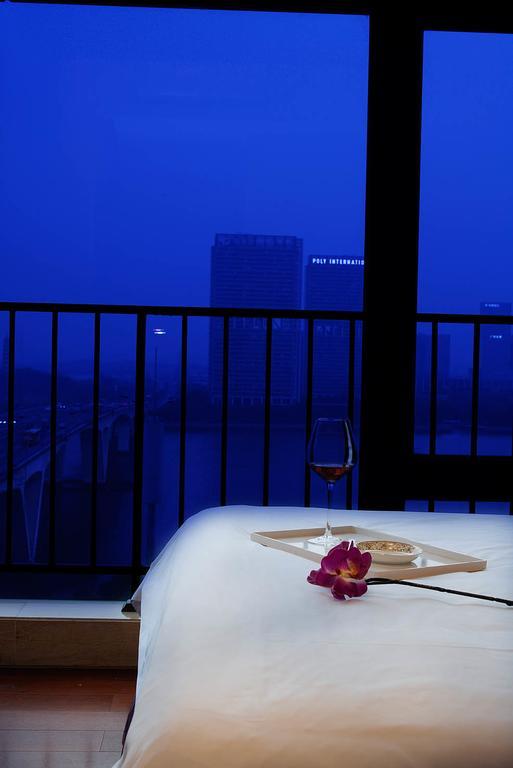 U Hotel Apartment Kanton Dış mekan fotoğraf